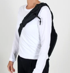 Daiwa Sling Tackle Bag Black -Abu Garcia Winkel 2776bfeb 4e60 43cf b180 f48a86934598