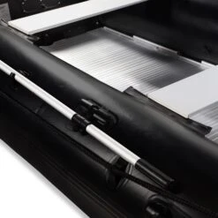 Lyfco Gummibåt 430 Cm (0,9 Mm PVC) Svart 15 Lyfco Gummibåt 430 Cm (0,9 Mm PVC) Svart -Abu Garcia Winkel af72ff8b bcb3 4fb2 9e78 7503a03ea384